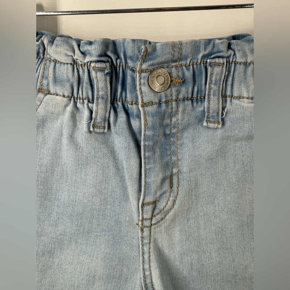 EUC Cat & Jack Cuffed Denim Shorts - Picture 4 of 7